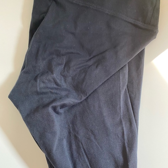 black TNA leggings - Picture 3 of 4